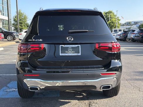 Certified 2025 Mercedes-Benz GLB 250 image 4