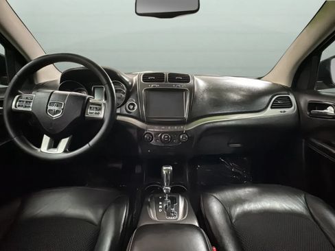 Used 2016 Dodge Journey Crossroad FWD image 2