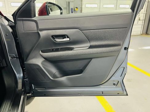 New 2026 Nissan Kicks SV image 33