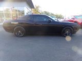 Used 2016 Dodge Challenger SXT image 2