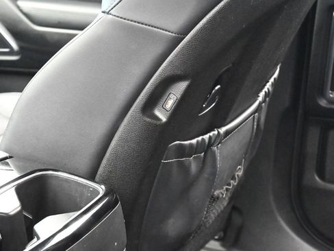 Used 2022 Kia Telluride SX w/ SX Prestige Package image 39