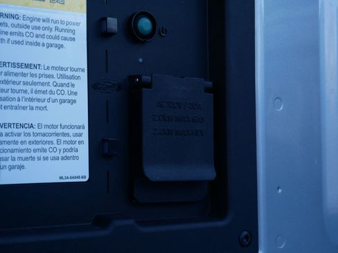 New 2025 Ford F150 XLT w/ Equipment Group 302A MID image 19