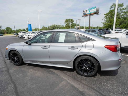 Used 2024 Honda Civic Sport image 4