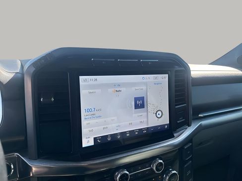 Used 2023 Ford F150 Lariat image 34