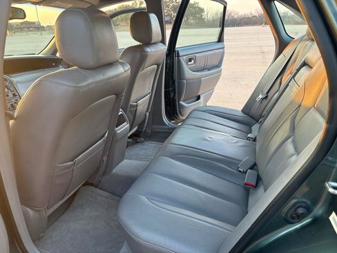 Used 2004 Toyota Avalon XLS image 22