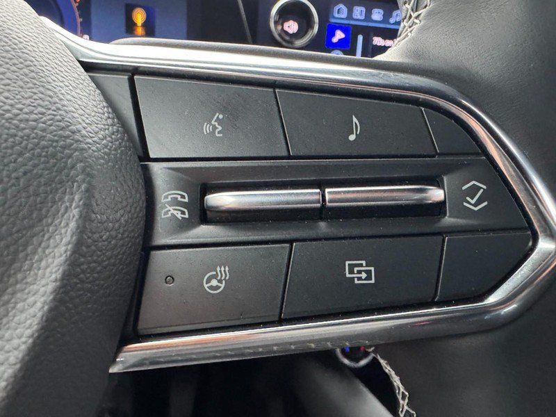 Used 2024 Chevrolet Equinox EV LT FWD image 17