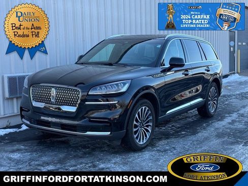 Used 2023 Lincoln Aviator Reserve w/ Class IV Trailer Tow Package image 1