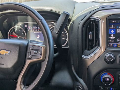 Used 2023 Chevrolet Silverado 2500 High Country w/ Technology Package AWD/4WD image 19