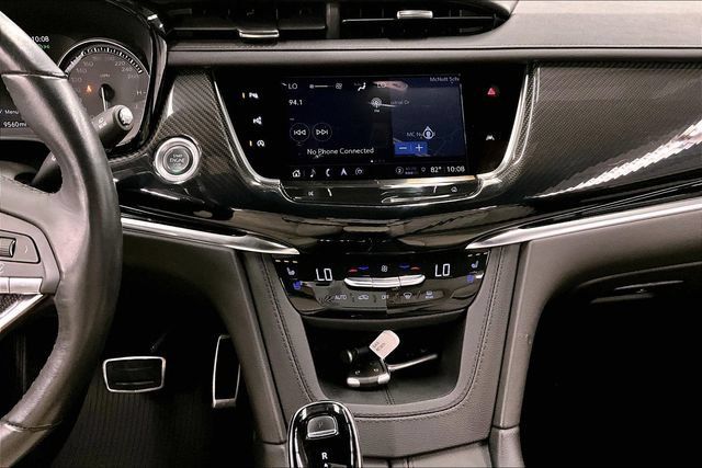 Used 2024 Cadillac XT6 Sport w/ Technology Package AWD/4WD image 7