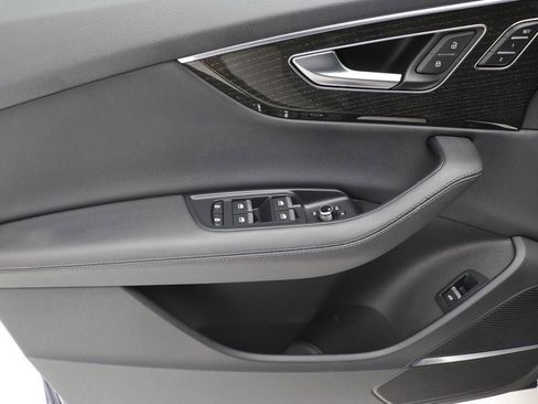 Used 2024 Audi Q7 2.0T Premium Plus image 13