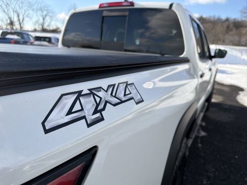 Used 2024 Nissan Frontier SV w/ Hardbody Edition image 31