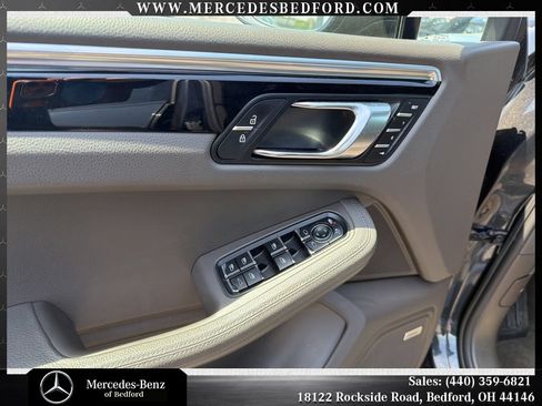 Used 2020 Porsche Macan AWD/4WD image 8