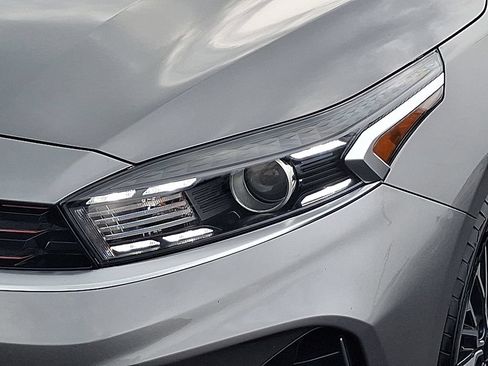 Used 2024 Kia Forte GT-Line w/ GT-Line Premium Package FWD image 9