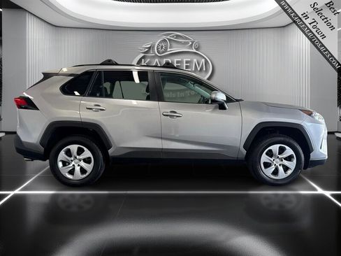 Used 2020 Toyota RAV4 LE w/ All Weather Liner Package FWD image 4