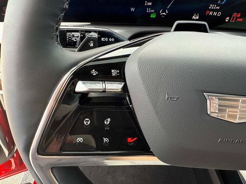 New 2026 Cadillac Vistiq Luxury image 28