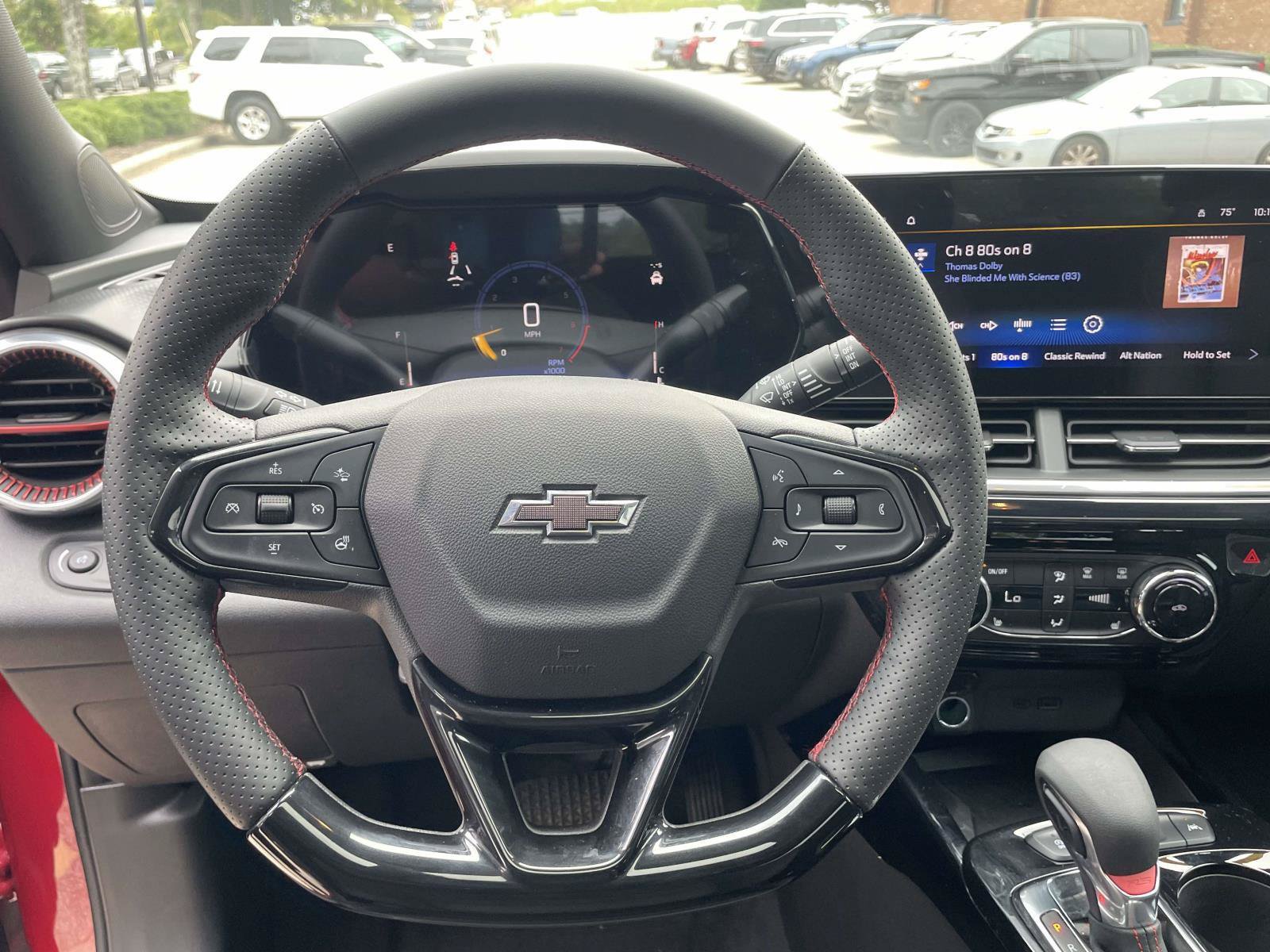 Used 2026 Chevrolet Trax RS w/ Sunroof Package FWD image 17