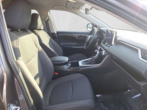 Used 2025 Toyota RAV4 LE image 12