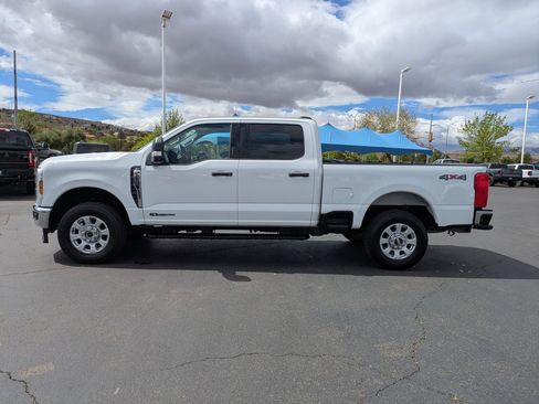 Used 2024 Ford F250 XLT AWD/4WD image 6
