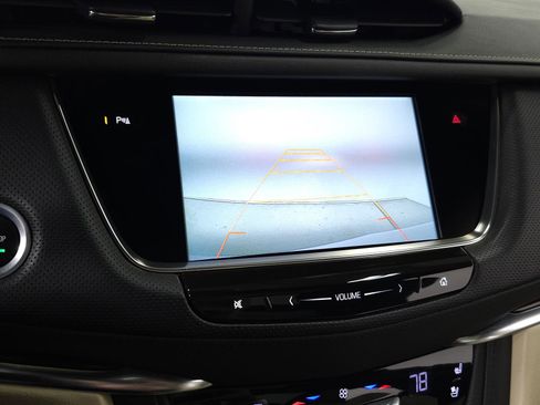 Used 2017 Cadillac XT5 Premium Luxury w/ LPO, Wheel Lock Package image 30