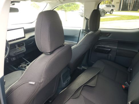 Used 2025 Ford Maverick XL image 11