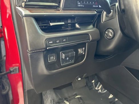 Used 2021 Cadillac Escalade Sport Platinum RWD image 54