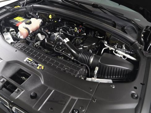 Used 2022 Jeep Grand Cherokee L Limited image 23