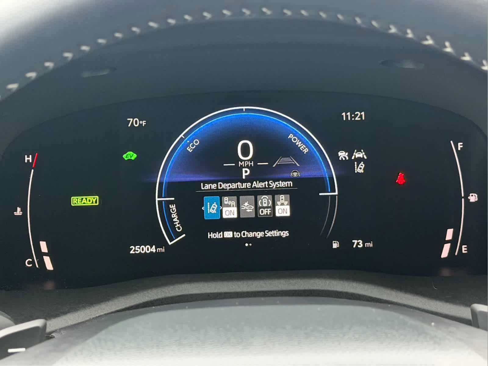 Used 2025 Toyota Camry SE w/ Convenience Package FWD image 13