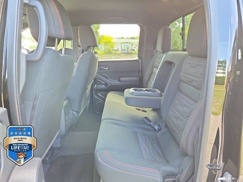 Used 2024 Nissan Frontier Pro-X w/ Pro Convenience Package RWD image 8