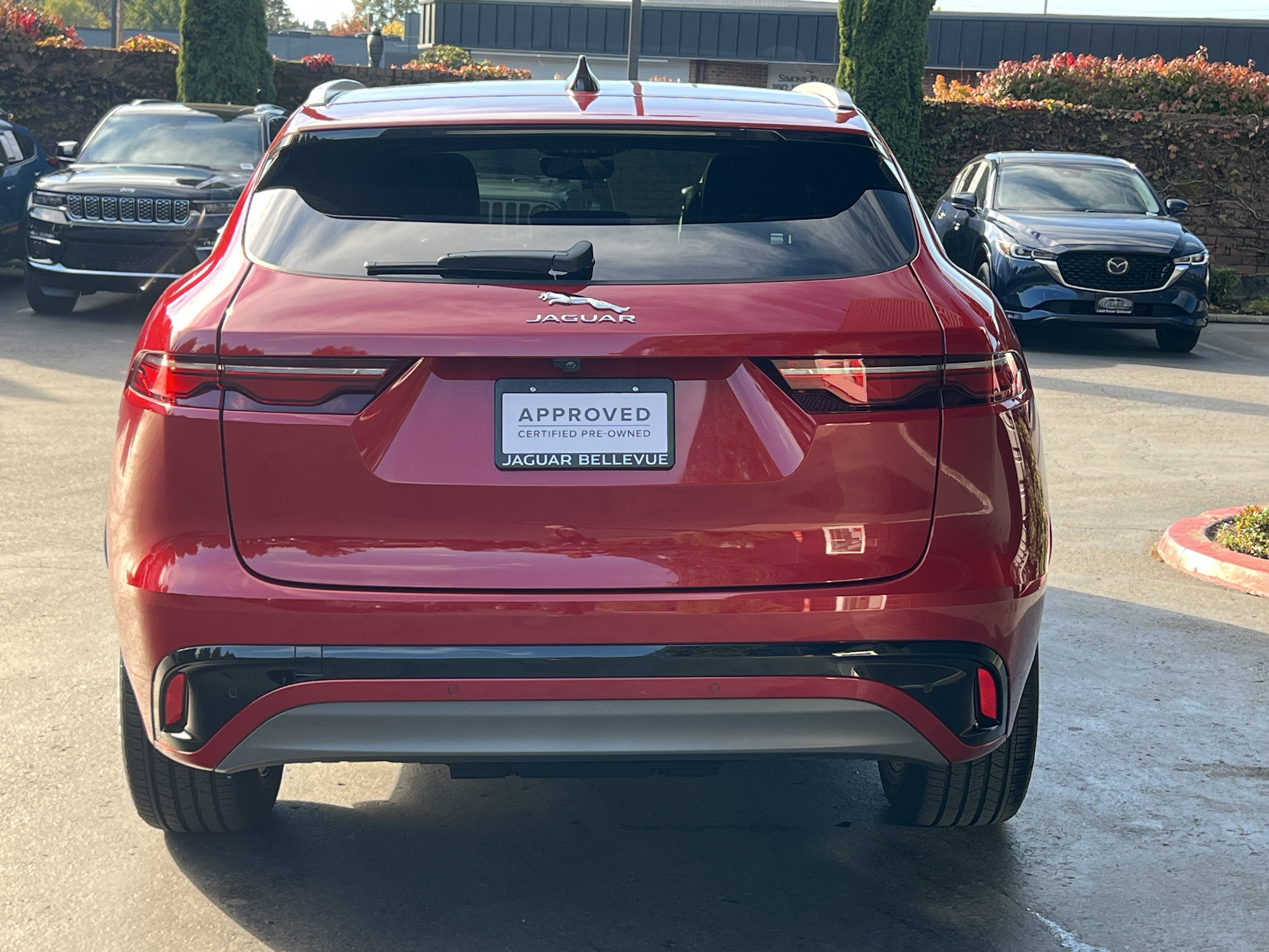 Certified 2025 Jaguar F-PACE R-Dynamic S AWD/4WD image 7