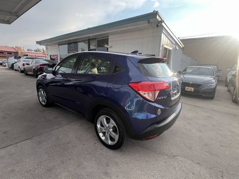 Used 2016 Honda HR-V LX image 5