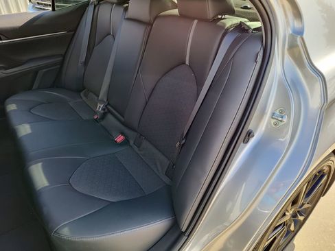 Used 2021 Toyota Camry XSE image 27