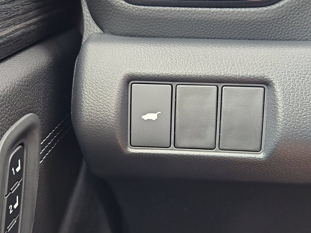 New 2026 Honda Pilot Touring image 21