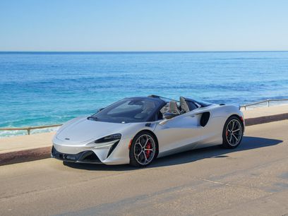 New 2025 McLaren Artura Spider