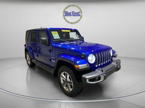 Used 2020 Jeep Wrangler Unlimited Sahara AWD/4WD image 6
