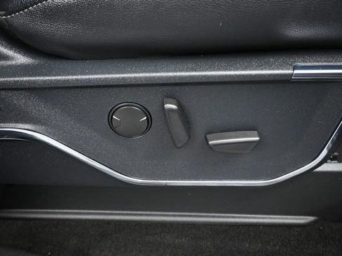 Used 2022 Ford F150 Lariat AWD/4WD image 49