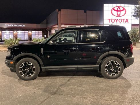 Used 2021 Ford Bronco Sport Outer Banks w/ Outer Banks Package (96D) image 8