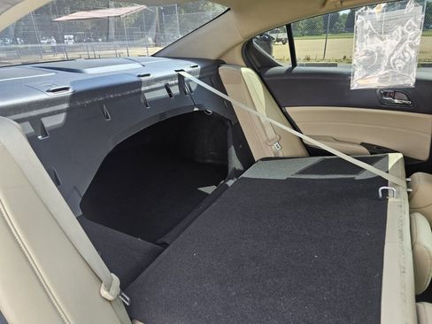 Used 2013 Acura ILX w/ Technology Package FWD image 36