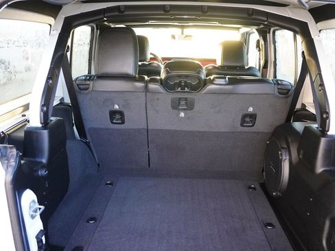 Certified 2021 Jeep Wrangler Unlimited Rubicon image 20