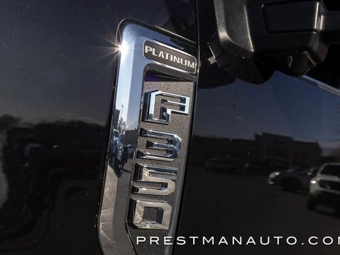 Used 2022 Ford F350 Platinum w/ FX4 Off-Road Package image 8