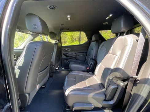 Certified 2023 Chevrolet Traverse RS AWD/4WD image 26