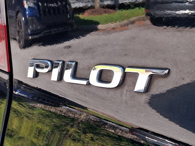 Used 2020 Honda Pilot Black Edition image 32