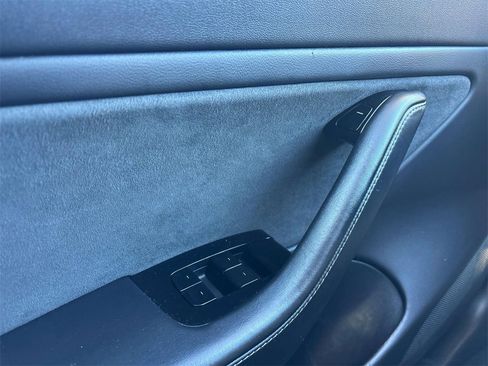 Used 2019 Tesla Model 3 Performance image 14