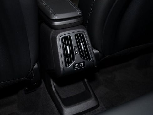 New 2025 BMW X1 xDrive28i w/ Premium Package image 37