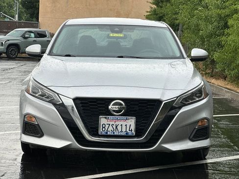 Used 2022 Nissan Altima 2.5 SV image 5