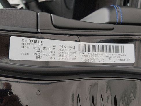 Used 2019 Jeep Grand Cherokee Laredo image 12