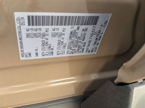 Used 2024 Nissan Rogue SV FWD image 41