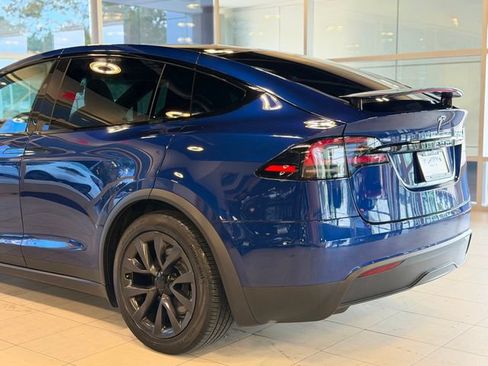 Used 2023 Tesla Model X AWD/4WD image 14