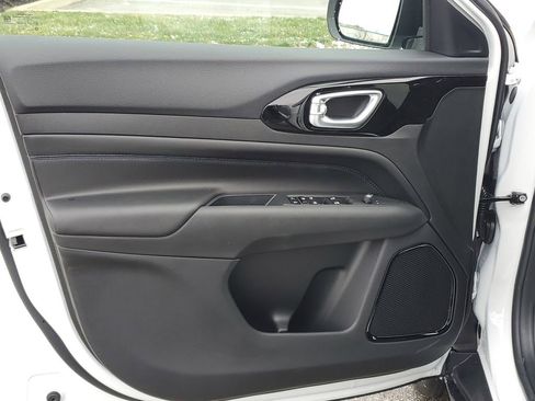 New 2026 Jeep Compass Latitude image 59