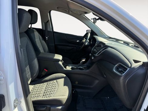 Used 2022 Chevrolet Equinox LT FWD image 19