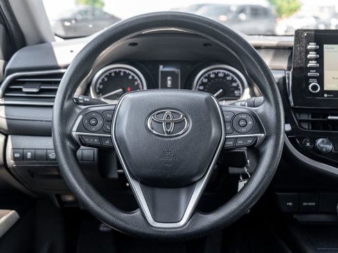 Used 2022 Toyota Camry LE FWD image 14